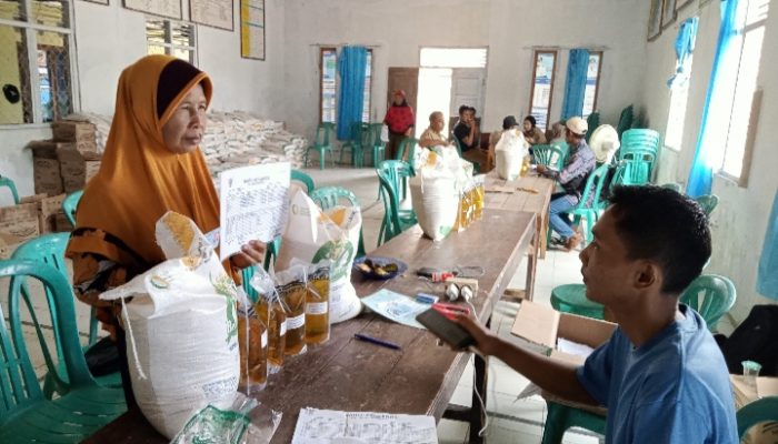 Purwodadi Salurkan Bantuan Sosial Ketahanan Pangan ke 540 KPM