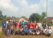 Sambut HUT Ke-81 RI, Warga Kampung Duren Seloretno Bersolek Lewat Gotong Royong Akbar