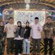 Temui Keluarga Perantau Asal Lampung di Bekasi, Mukhlis Basri Beri Semangat Mahasiswi Kembar yang Lolos UI