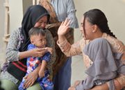 Ketua TP PKK Lampung Selatan Terjun Langsung Pantau Anak Berisiko Stunting, Ini Sasaran Bansos yang Diberikan