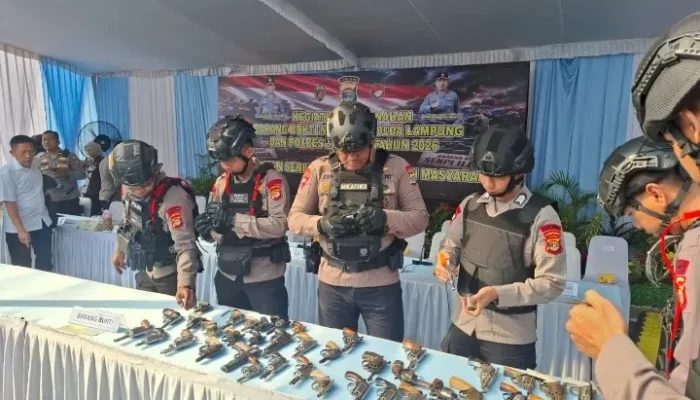Polda Lampung Musnahkan 166 Senjata Api dan 114 Amunisi Hasil Serahan Masyarakat