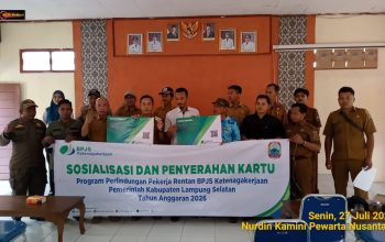 Warga di Tiga Kecamatan Lampung Selatan Terima BPJS Ketenagakerjaan