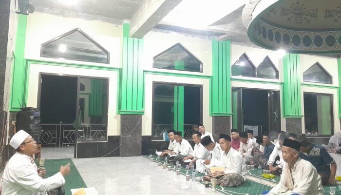 Kyai Abdul Aziz Ingatkan Jamaah, Memahami Sunnah Tak Cukup dari Simbol