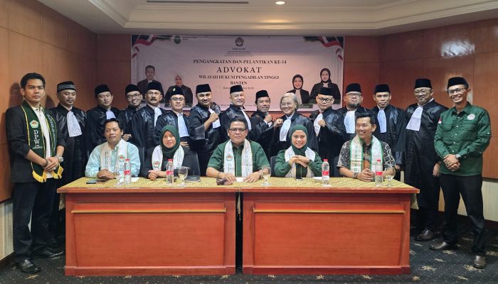 12 Advokat PERSADIN Ikuti Sumpah di PT Banten, Oking Apresiasi Pengadilan 