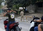 Ketua Komisi III DPRD Lamsel Bagikan 2.000 Masker Bentuk Peduli Kesehatan Warga
